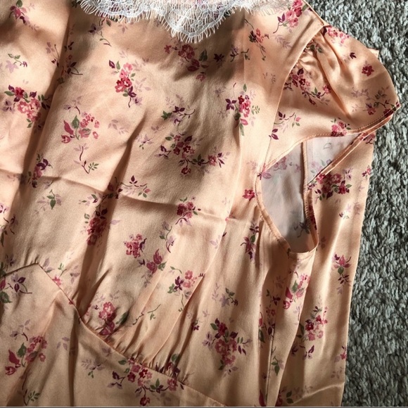 Reformation Lucas Silk Dress - Size 6. - Picture 4 of 7